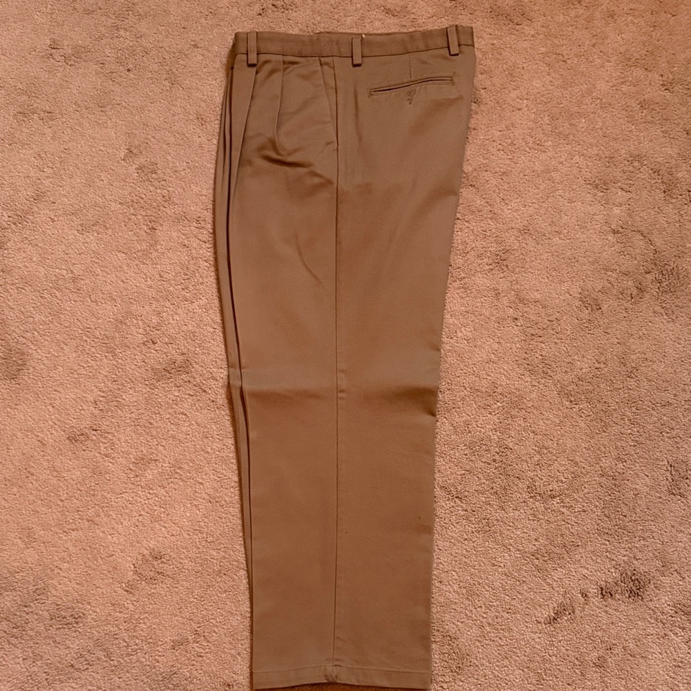 Dockers Men's Brown Dress Pants